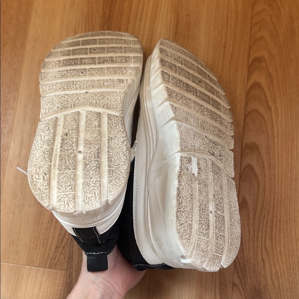 High top sneakers - Picture 6 of 6